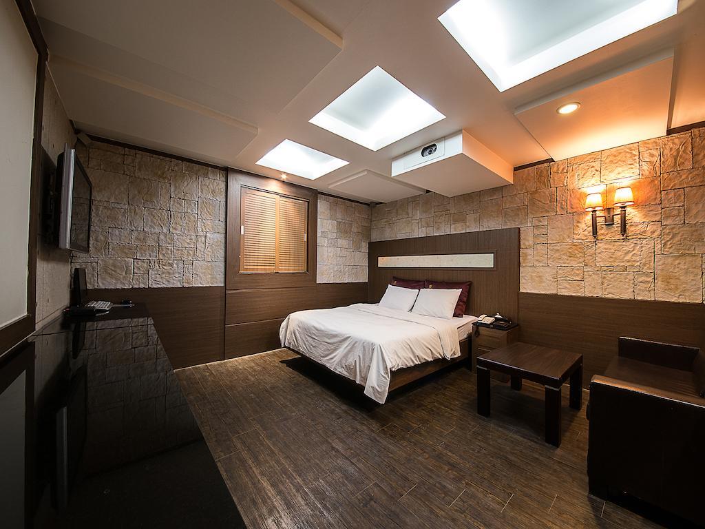 Hotel Valentine Gwangmyeong Rum bild